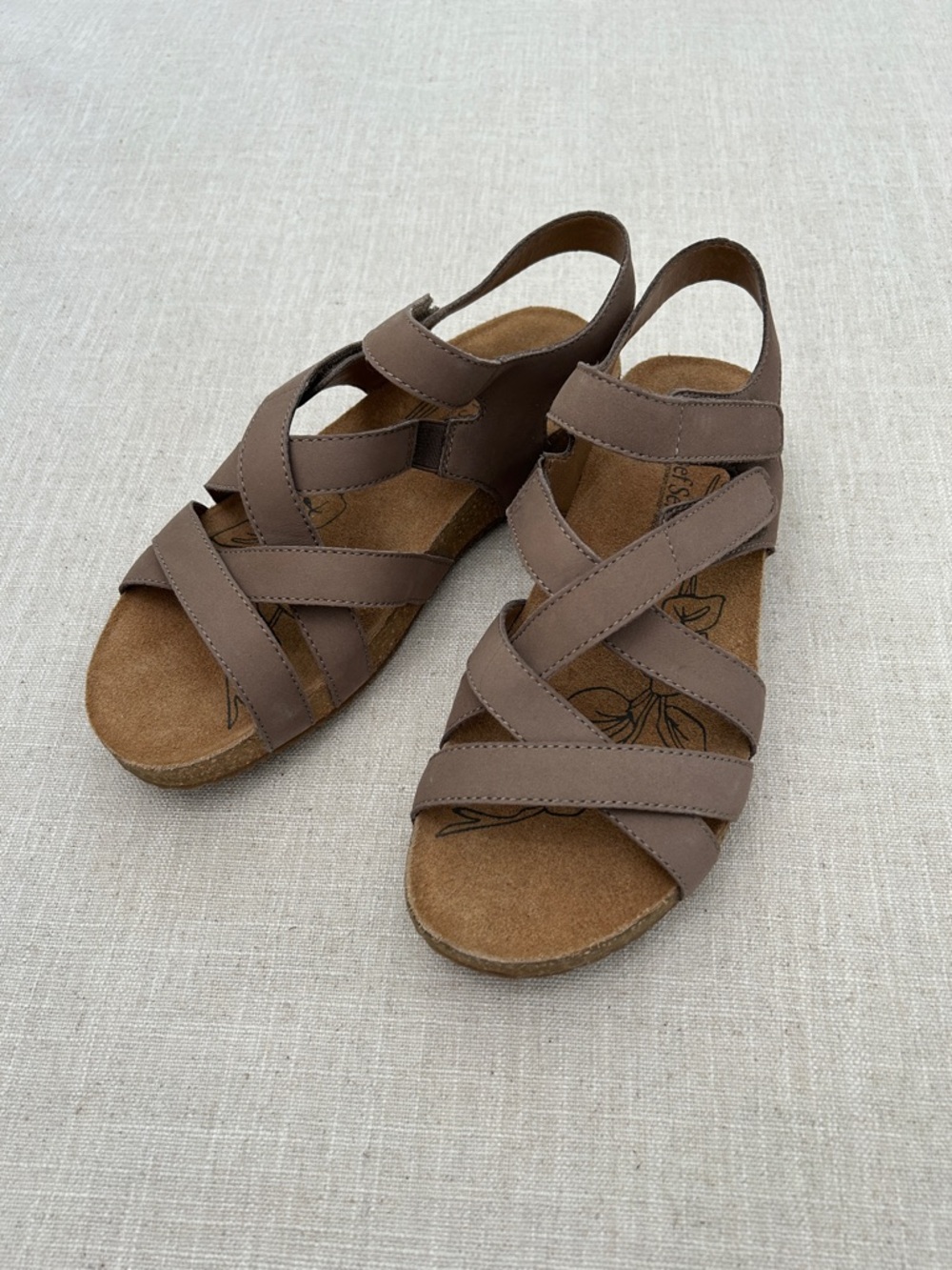 Josef Seibel Sandals Women's 37 Tan Comfort Beach Resort